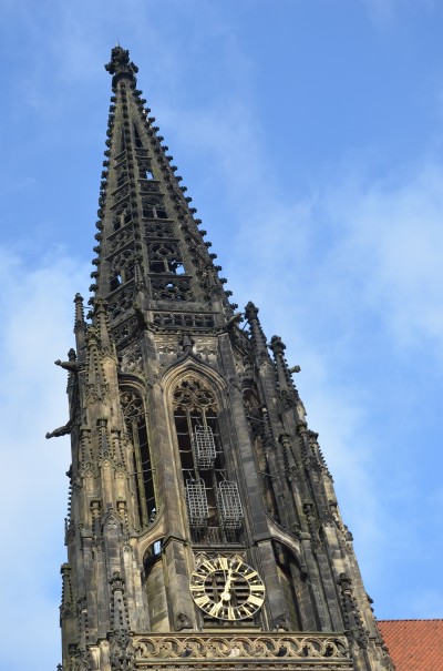 Die Lambertinikirche, mit den Wiedertäuferkäfigen © entdecker-greise.de