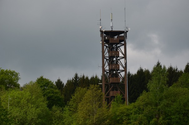 Der Raiffeisenturm direkt am Westerwald Steig #TTwandern ©entdecker-greise.de