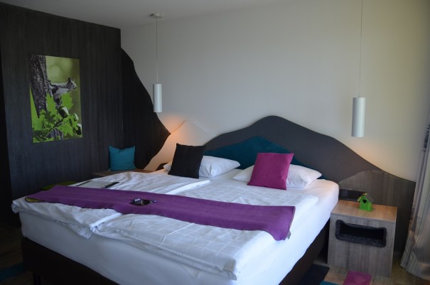 Gemütliche und helle Zimmer für das individuelle Wohlfühlambiente, hier im Hotel FREUND ©entdecker-greise.de
