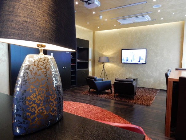 Die Outlook Lounge zum gemütlichen Chillen im Lindner Hotel am Ku`Damm ©entdecker-greise.de