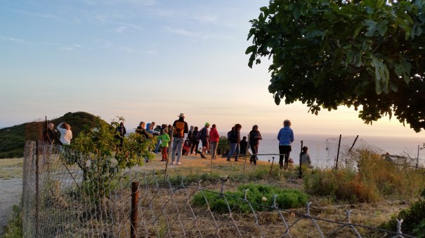Ein wundervoller Moment, der gemeinsam genossen nochmal so bedeutungsvoll wird. Sonnenuntergang mit #Corfelios ©www.entdecker-greise.de