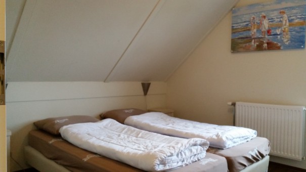 Schlafzimmerbeispiel der Noordzee Residence Cadzand Bad ©www.entdecker-greise.